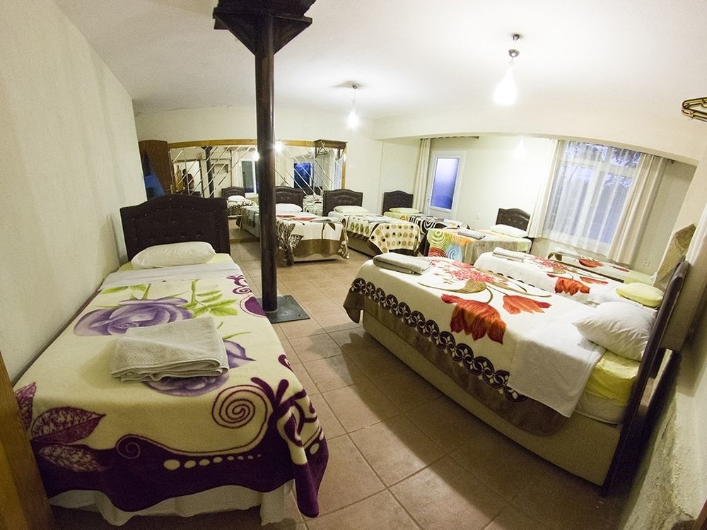 Atillas Getaway Selcuk Exterior photo